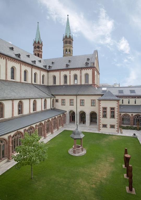 Burkardushaus, Tagungszentrum Am Dom Würzburg Eksteriør bilde