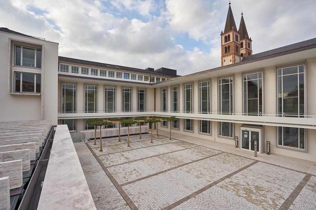 Burkardushaus, Tagungszentrum Am Dom Würzburg Eksteriør bilde